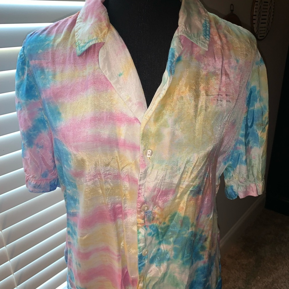 Urban Outfitters Colorful Tie-Dye Button-Up Shirt-size xs